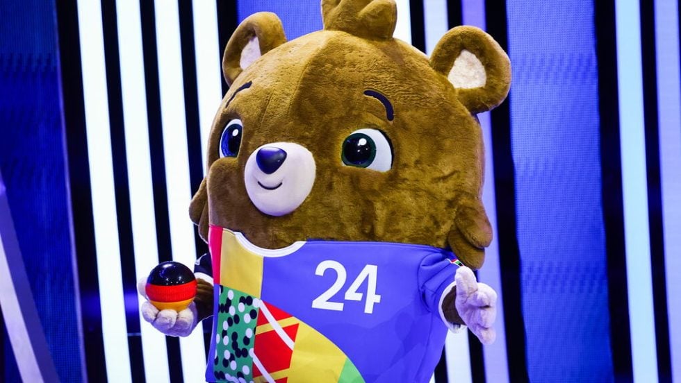 EURO24